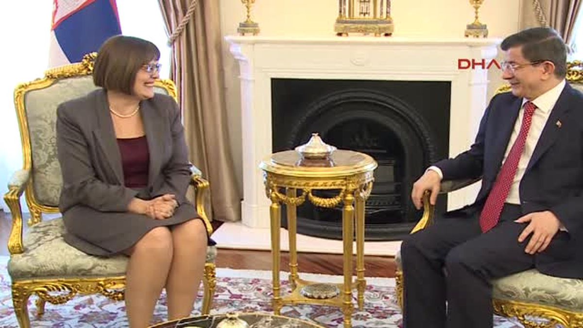 Başbakan Davutoğlu Sırbistan Ulusal Meclisi Başkanı Gojkovıc ile Görüştü