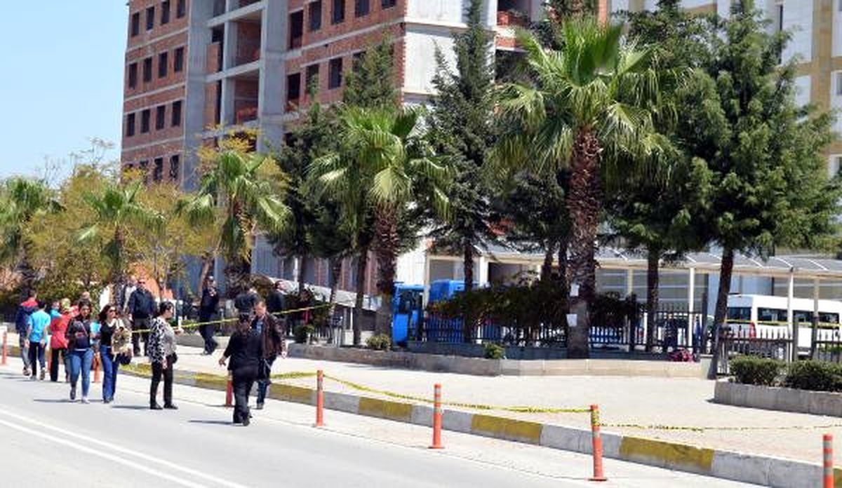 Çantadan Bomba Değil, Çamaşır Çıktı