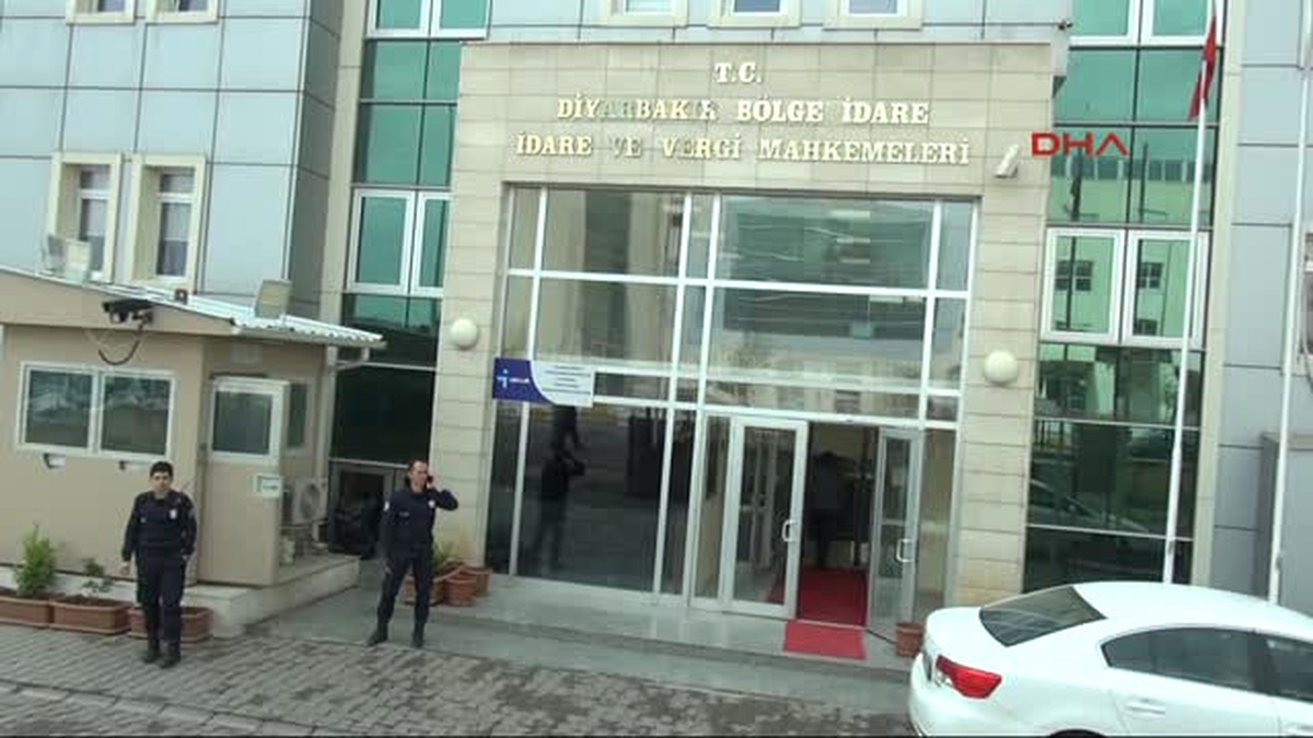 Diyarbakır Köy Korucusu Sosyal Güvence İçin İçişleri Bakanlığı\'na Dava Açtı