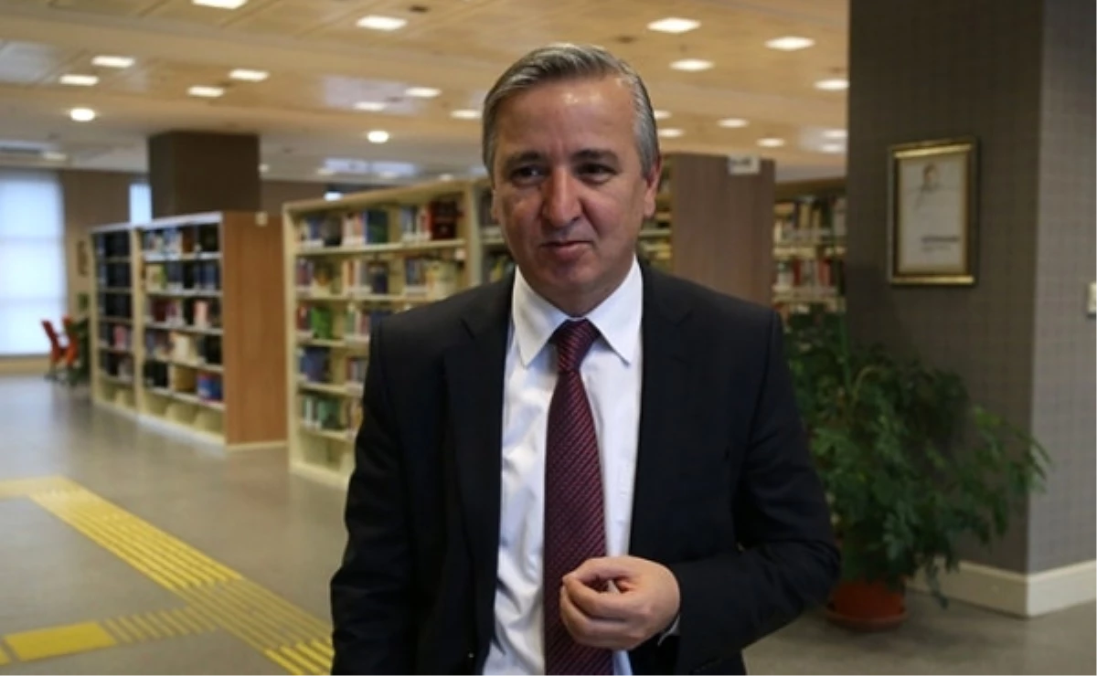 Erdoğan, Metin Yazarının Adaylığına Parmaklarını Görünce İzin Vermiş