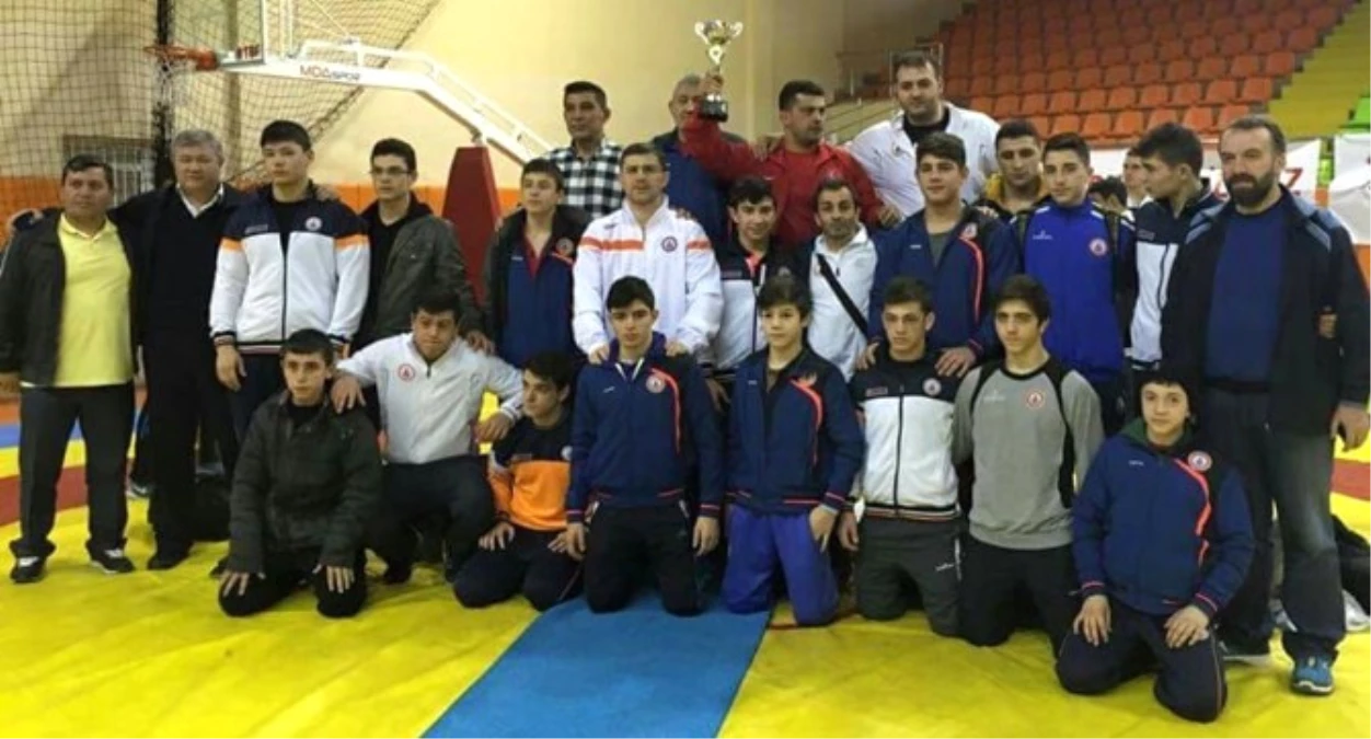 Grekoromen Yıldızlar Türkiye Şampiyonası