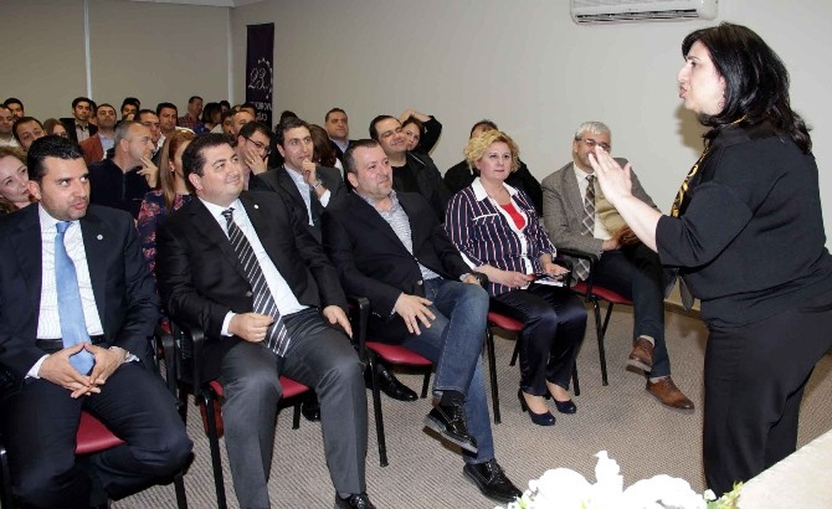 İş Adamları Bedenlerini Konuşturdu