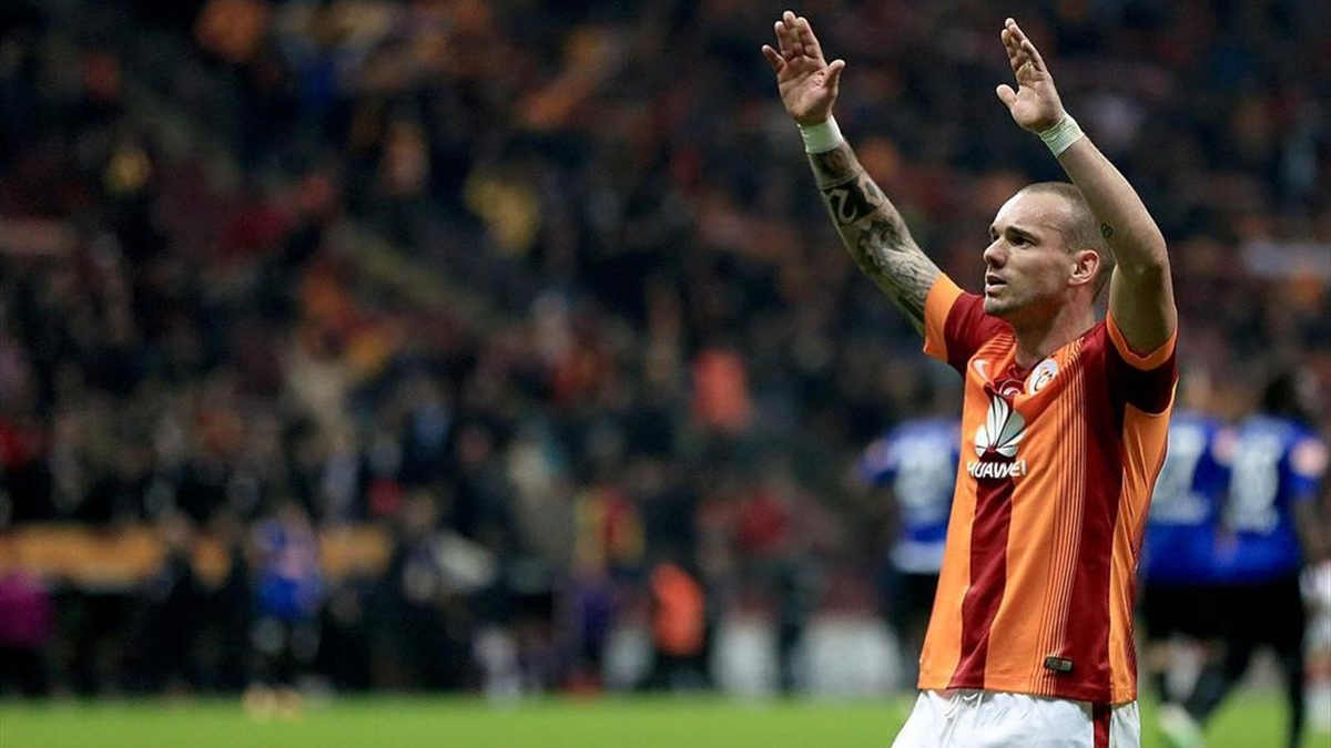 Sneijder\'in Sözleşmesi Uzatılacak Mı?