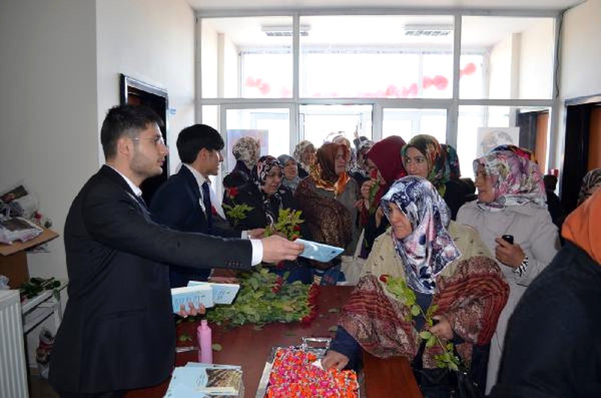 Adilcevaz\'da Kutlu Doğum Etkinliği