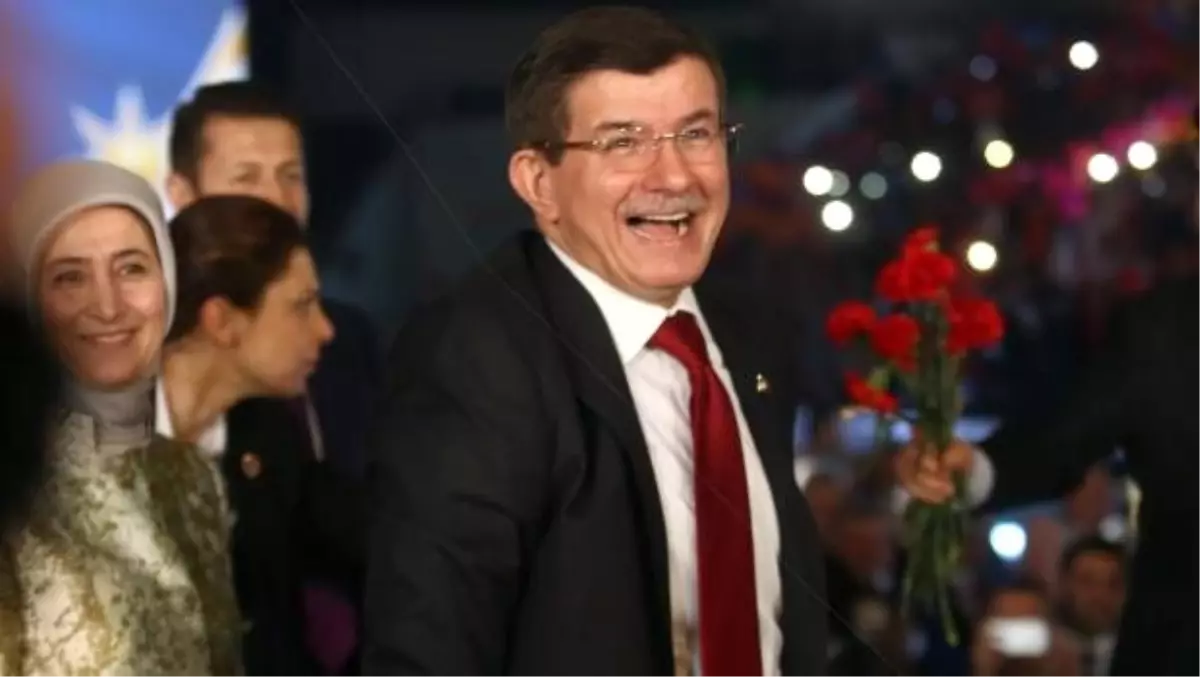 AK Parti\'nin Seçim Beyannamesi\'nin En Önemli Maddesi Başkanlık Sistemi