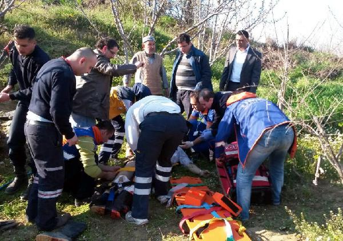 Bahçeyi Sürerken Ayağını Çapa Makinesine Kaptırdı