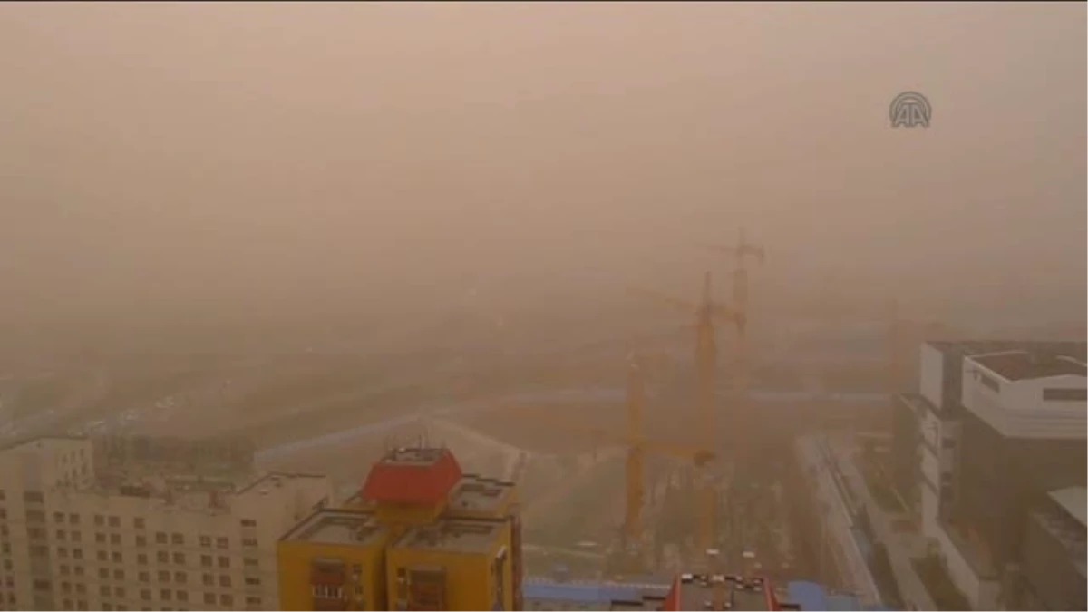 Çin\'de Kum Fırtınası