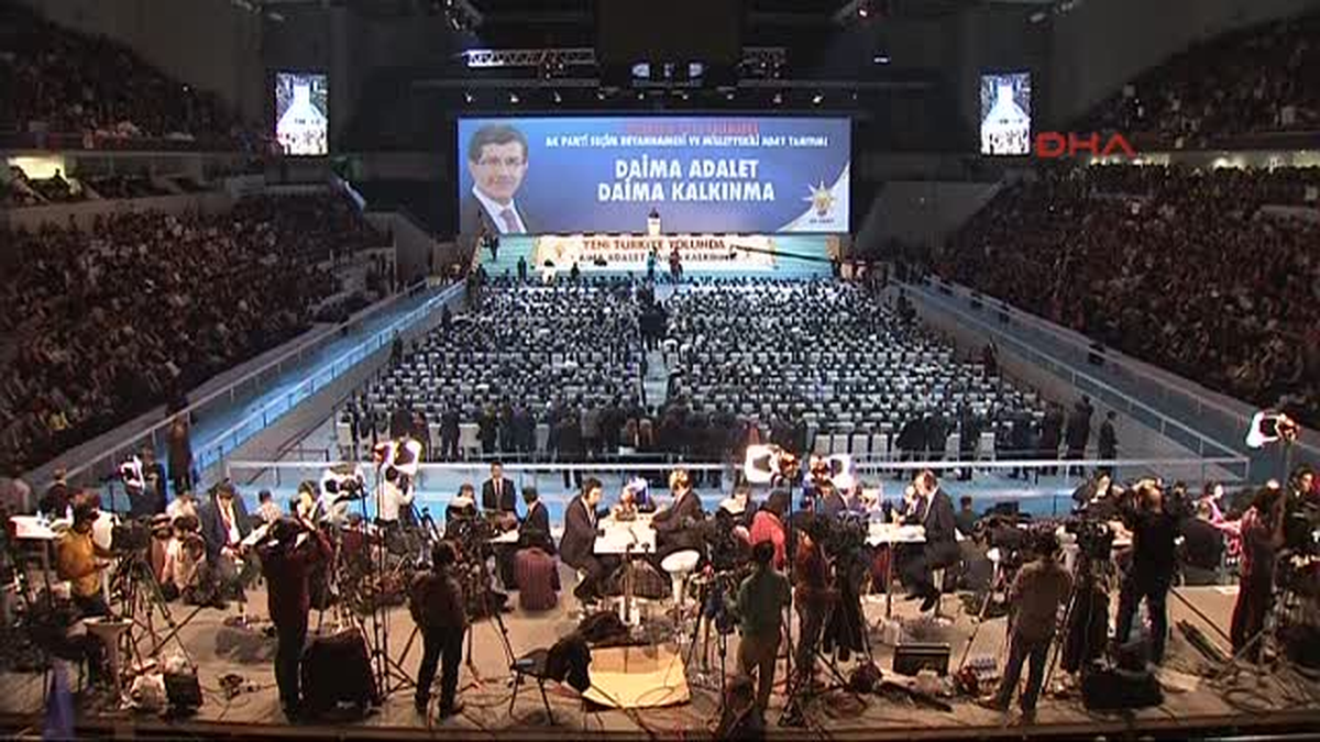 Davutoğlu Seçim Beyannamemizin Odağında İnsan Onuru Vardır -4