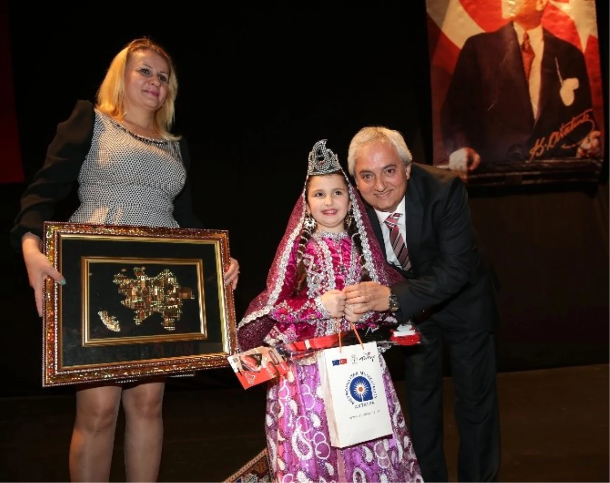 Dünya Çocukları Antalya Büyükşehir Belediyesi\'nde