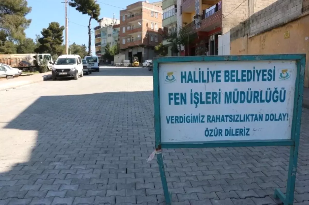 İpekyol Mahallesinde Parke Döşeme Çalışması