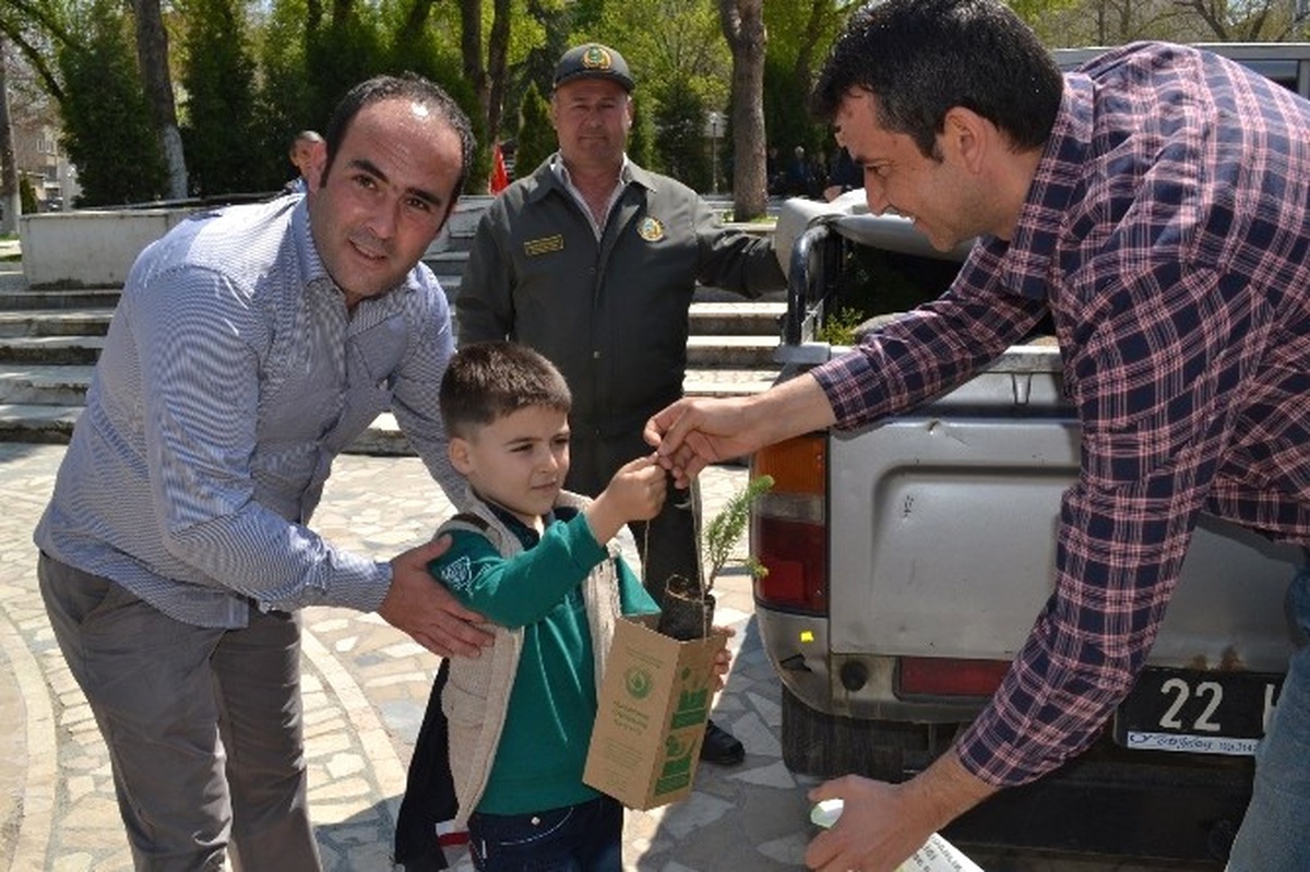 Keşan\'da Doğa ve Orman Sevgisi, 3 Boyutlu Filmler ile Anlatıldı
