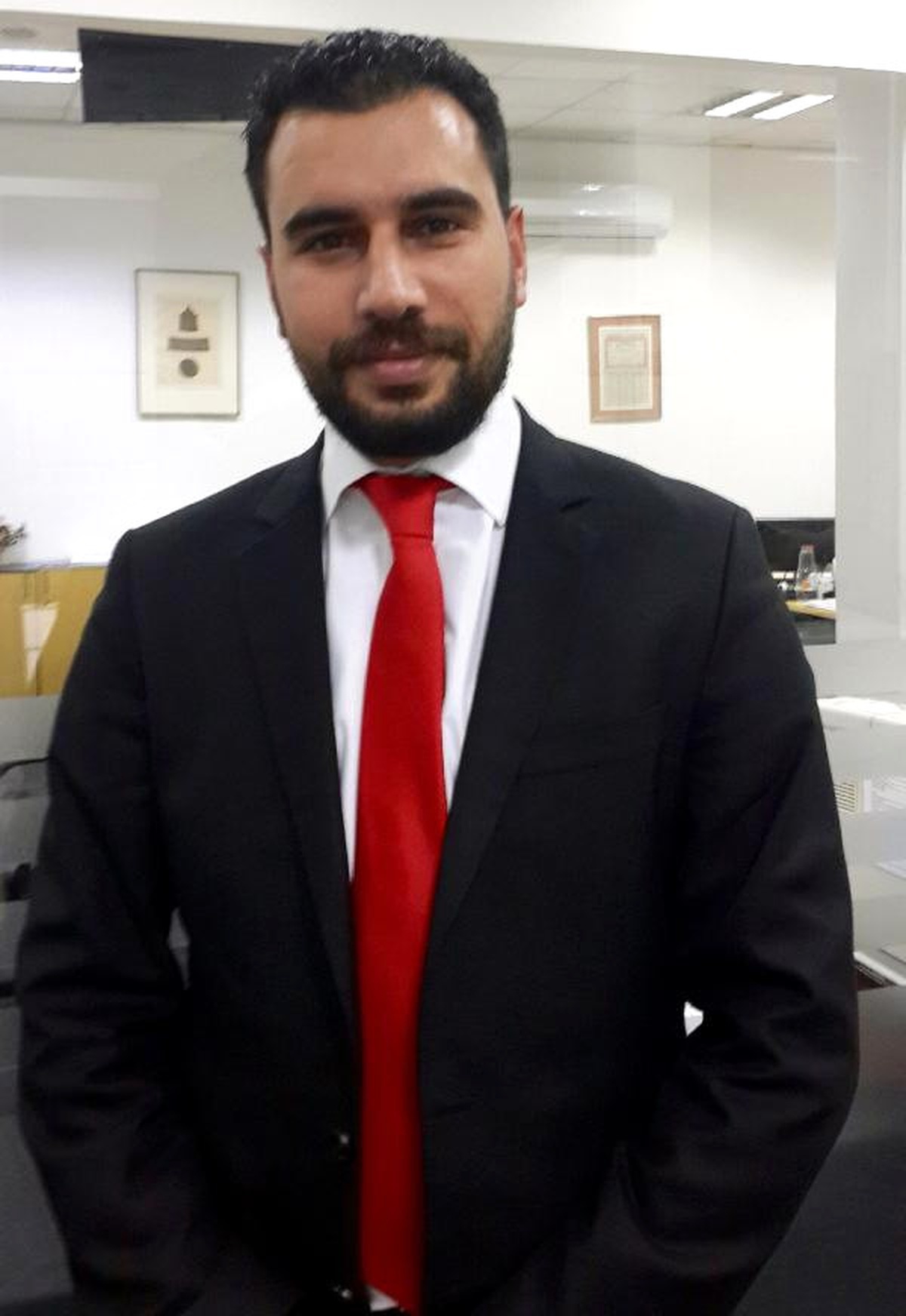 Merkez Bankası TL\'yi Koruyacak Adım Atmadı"