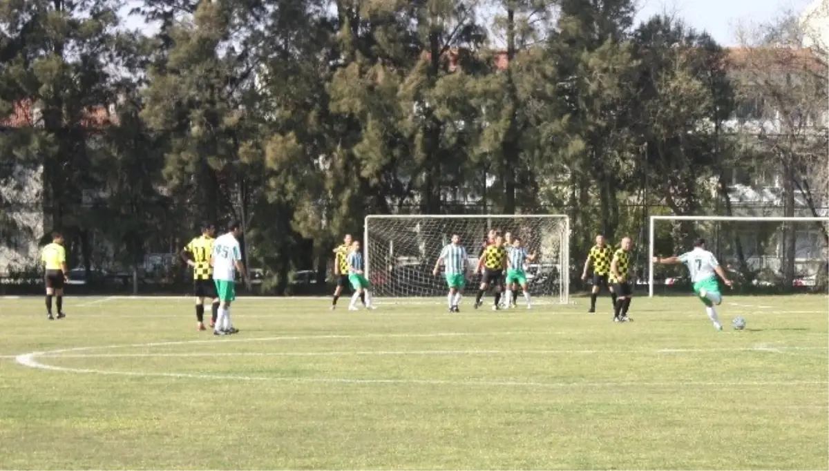 Petrol-iş Futbol Turnuvası Başladı