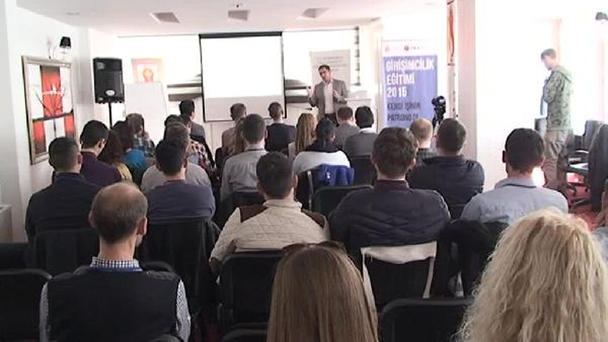 Tika, Kosovalı Gençler İçin Girişimcilik Eğitimi Düzenliyor