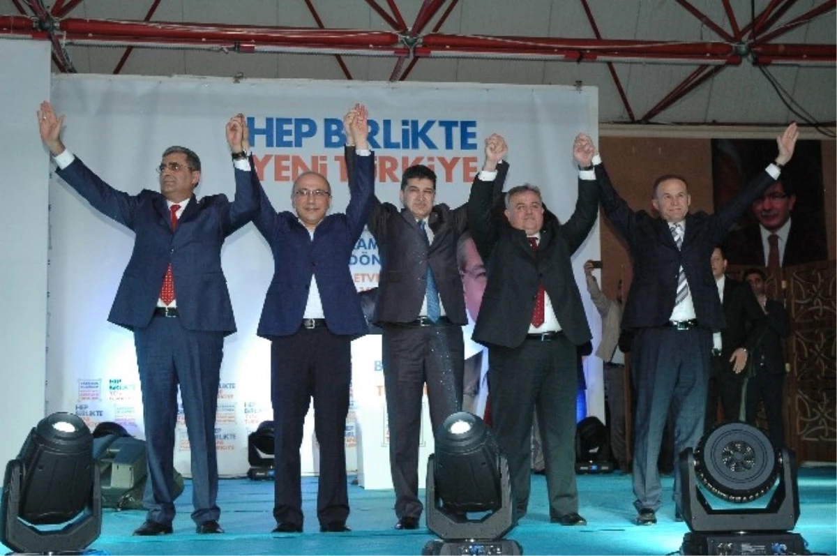 AK Parti Karaman Adaylarını Tanıttı