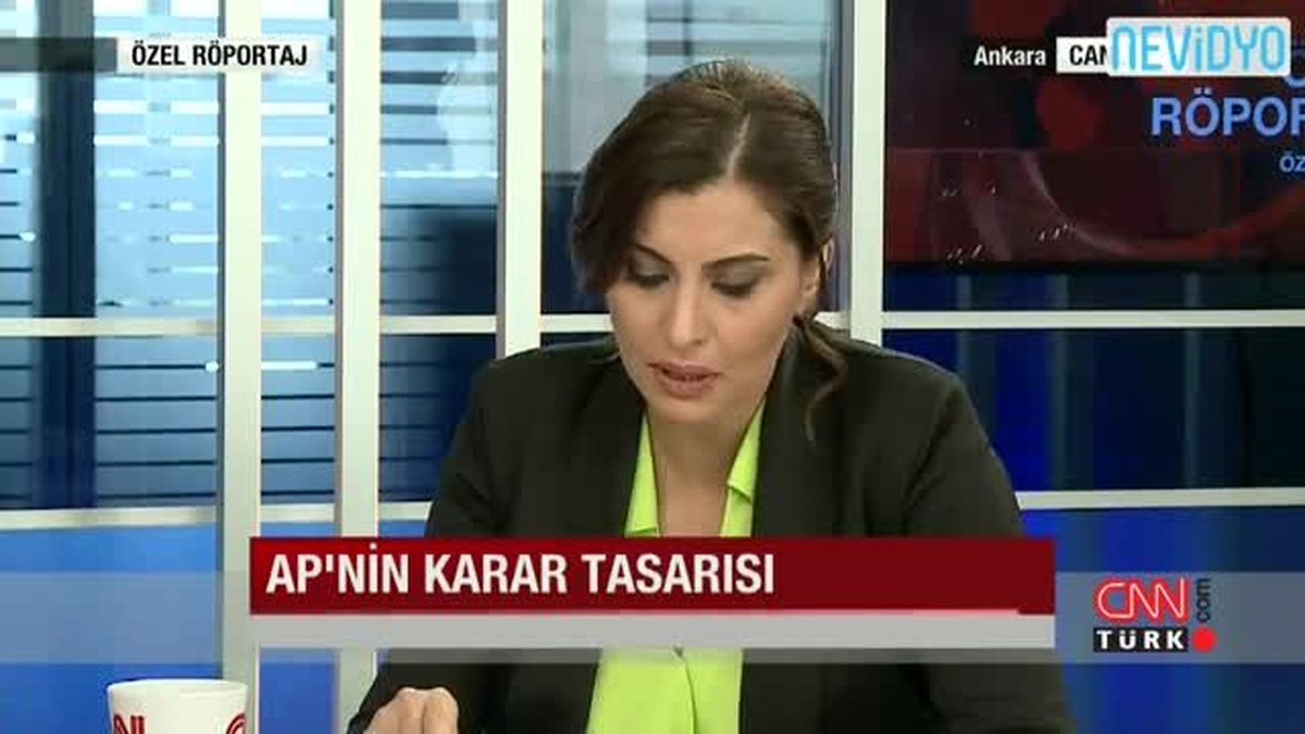 Bakandan Başbakan\'ın Başdanışmanına Sert Tepki