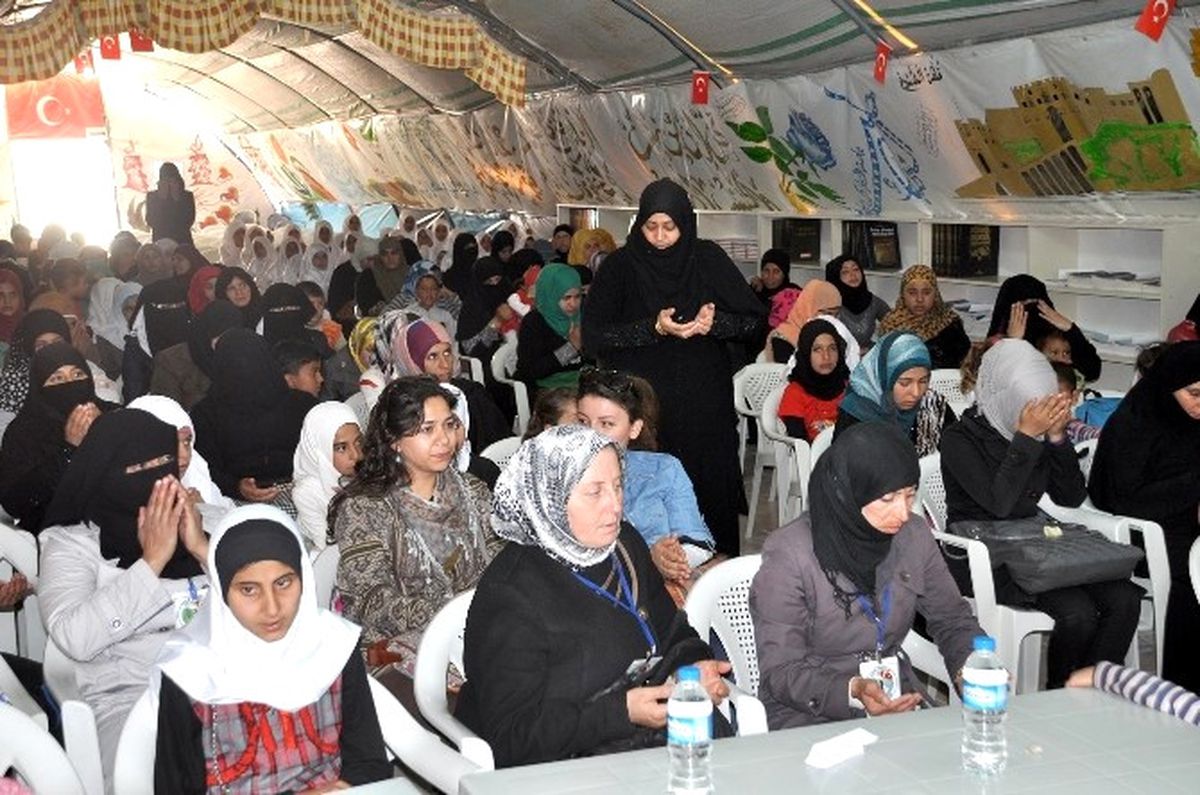 Çadır Kentte "Erken Yaşta Evelilik" Semineri