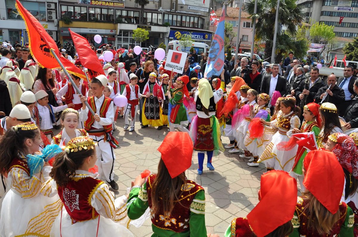 Çatalca Belediyesi Uluslararası Çocuk Festivali Başlıyor