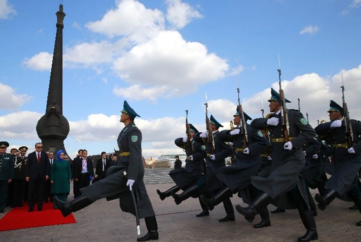 Cumhurbaşkanı Erdoğan, Vatan Koruyucuları Anıtı\'nı Ziyaret Etti