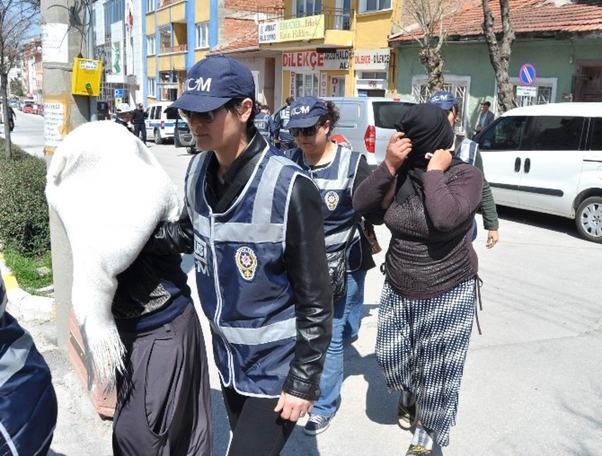 Eskişehir\'de Uyuşturucu Operasyonları