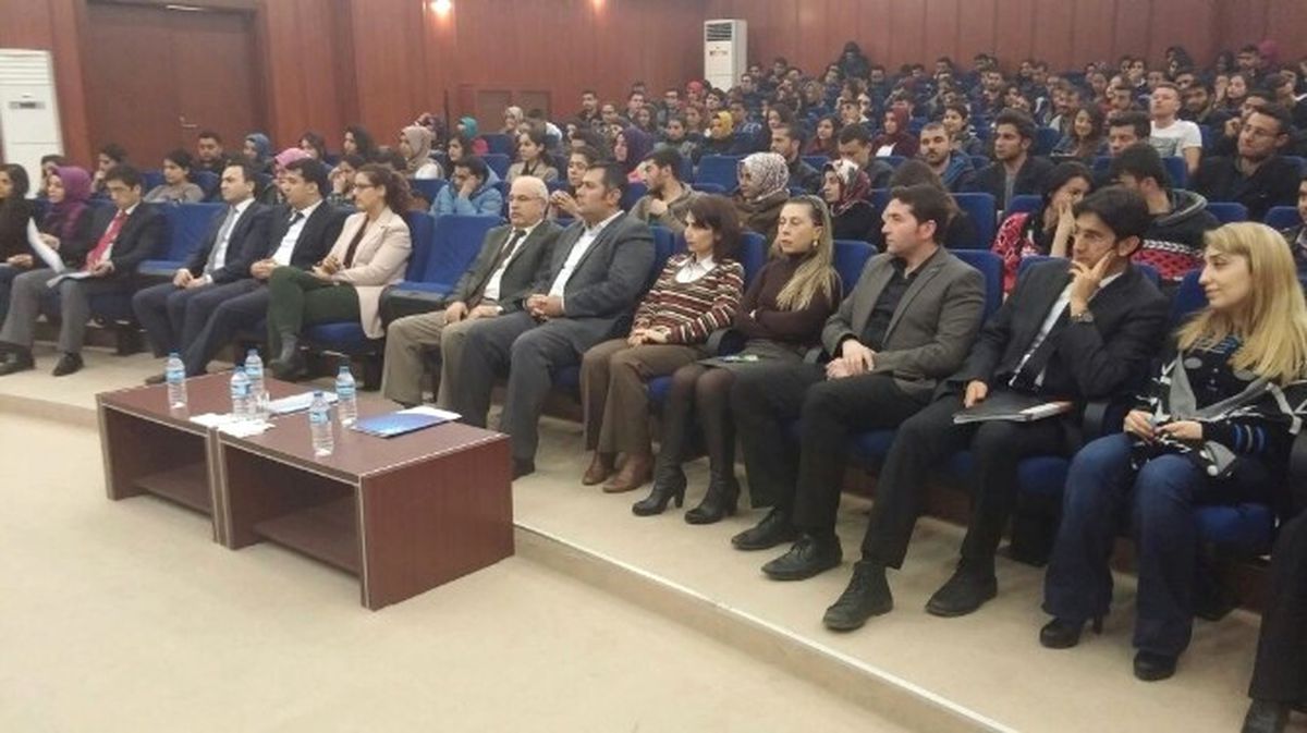 Gülsan Holding\'den Naci Topçuoğlu Meslek Yüksekokulu\'na İstihdam Desteği