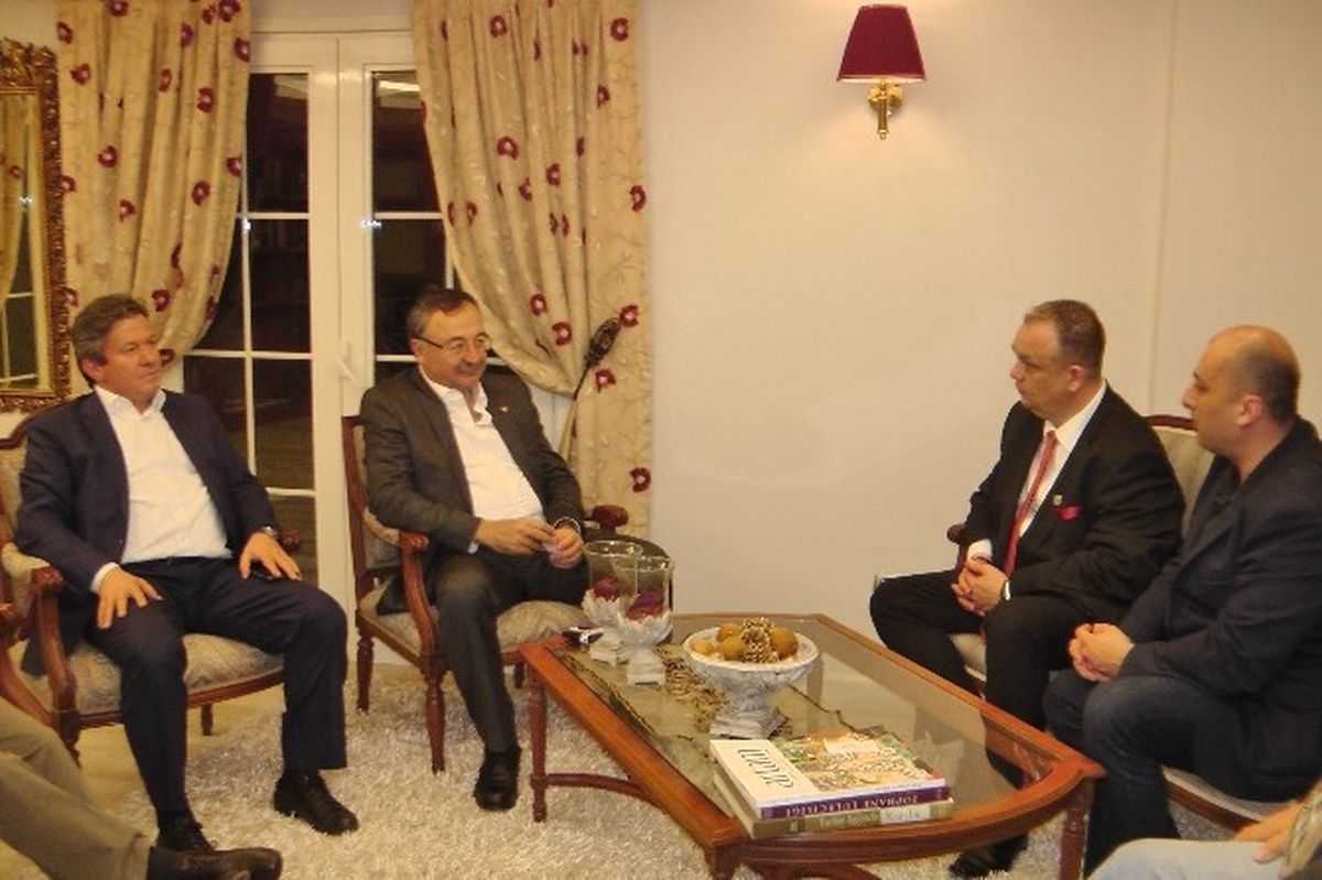 Hasan Özyer\'den Heviz Belediyesi Heyetine Ziyaret