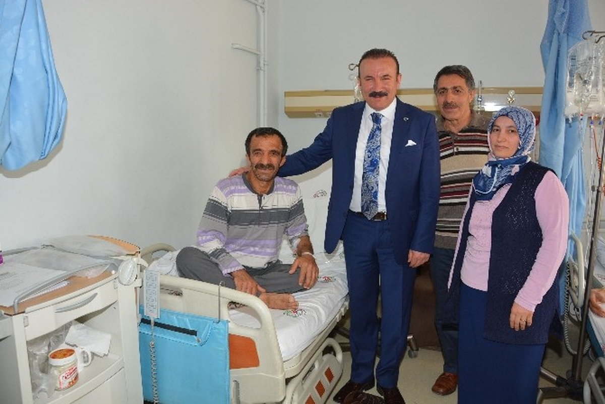Hastalar Başkan Doğan\'la Moral Buldu