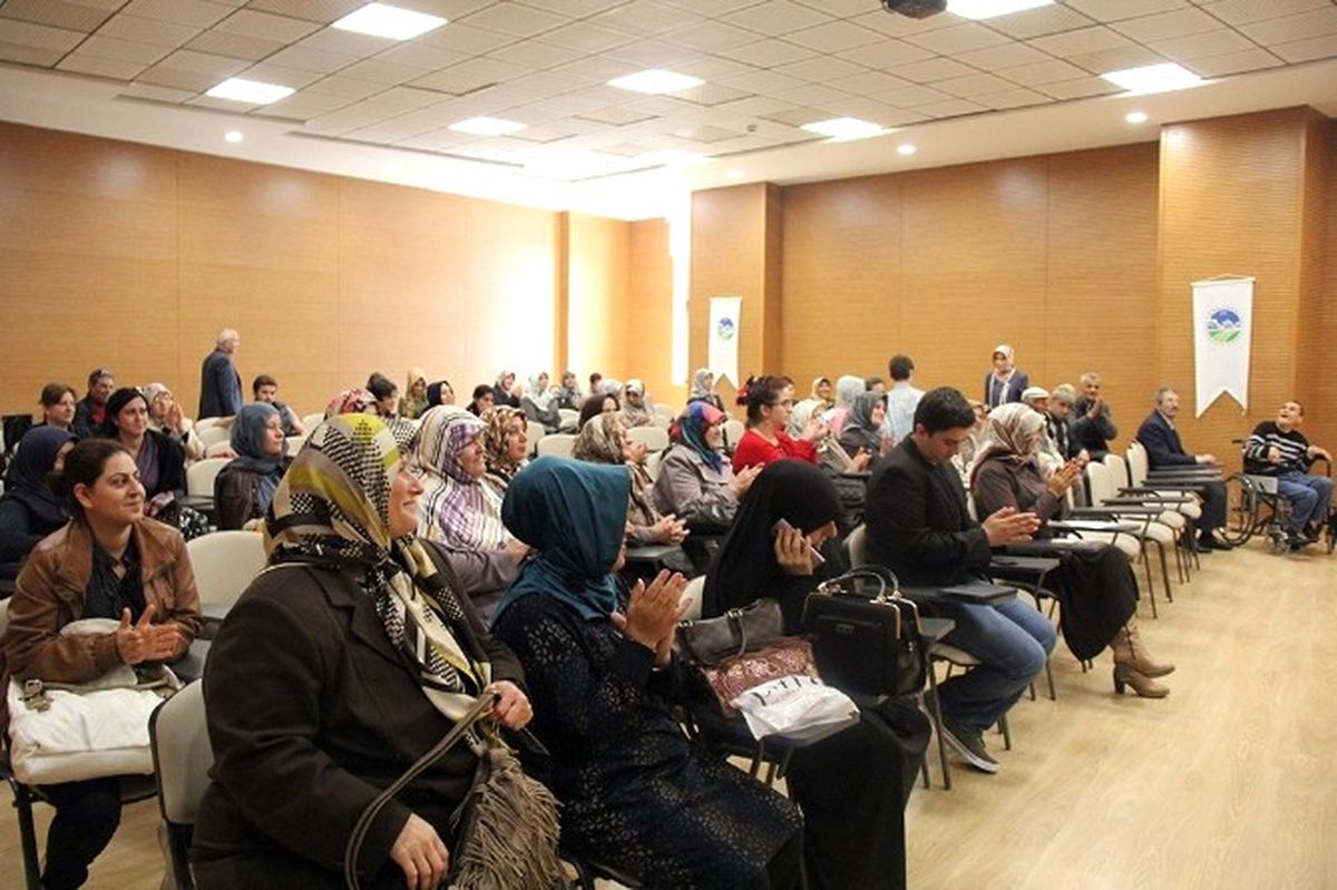 Hayata Tutunuyorum Projesi, \'Zihinsel Engelli Çocuklar İçin Tuvalet Becerilerinin Öğretimi\' Konulu...