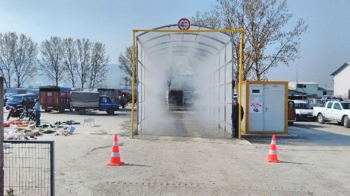 Hayvan Pazarında Araçlar Dezenfekte Ediliyor