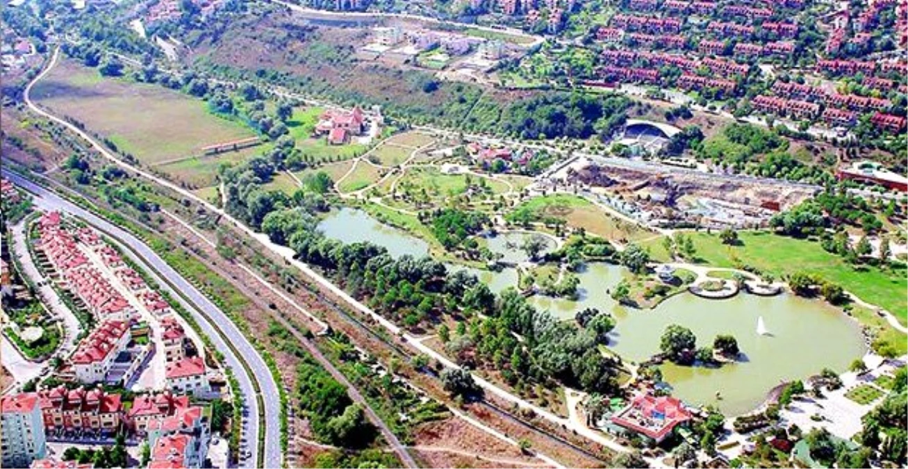 İstanbul\'un Önemli Yeşil Alanlarından Bahçeşehir Göleti Satılıyor