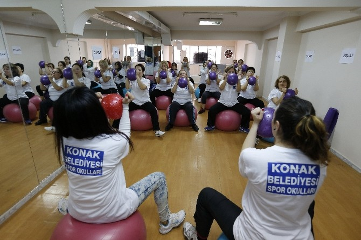 Konaklı Kadınlar Sporla Stres Atıyor