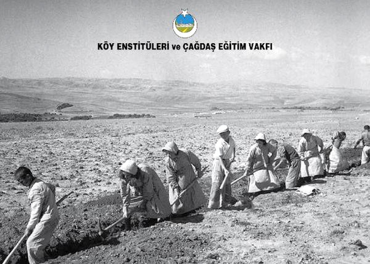 Köy Enstitüleri ve Çağdaş Eğitim Vakfı : Eğitim Bugün Sorun Çözme Özelliğini Yitirmiştir