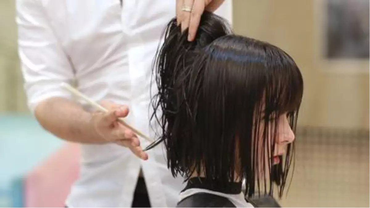 Küt Saç Kesimi Nasıl Yapılır?