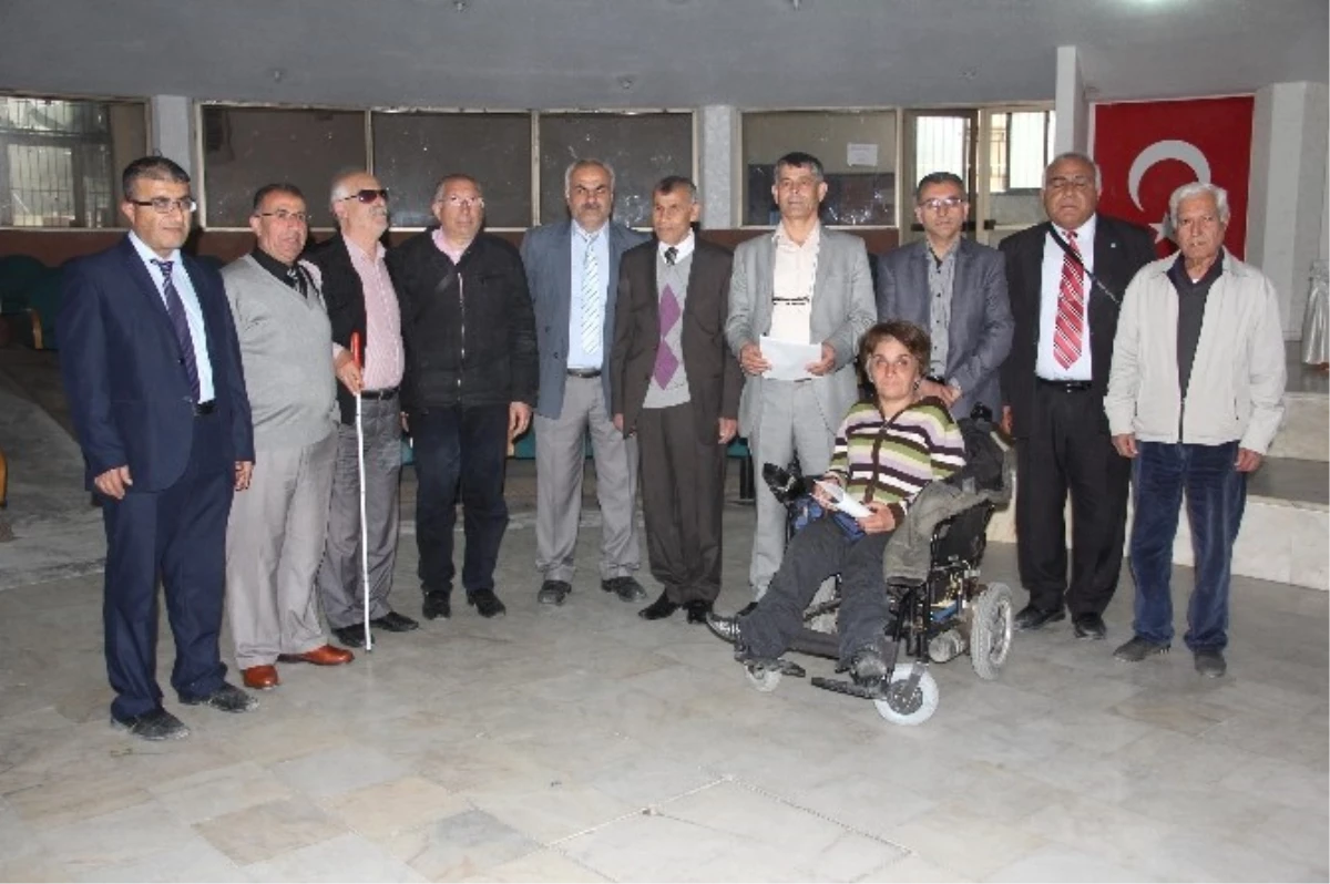 Mersin\'deki Engelli Dernekleri CHP\'den 4. Sırayı İstedi