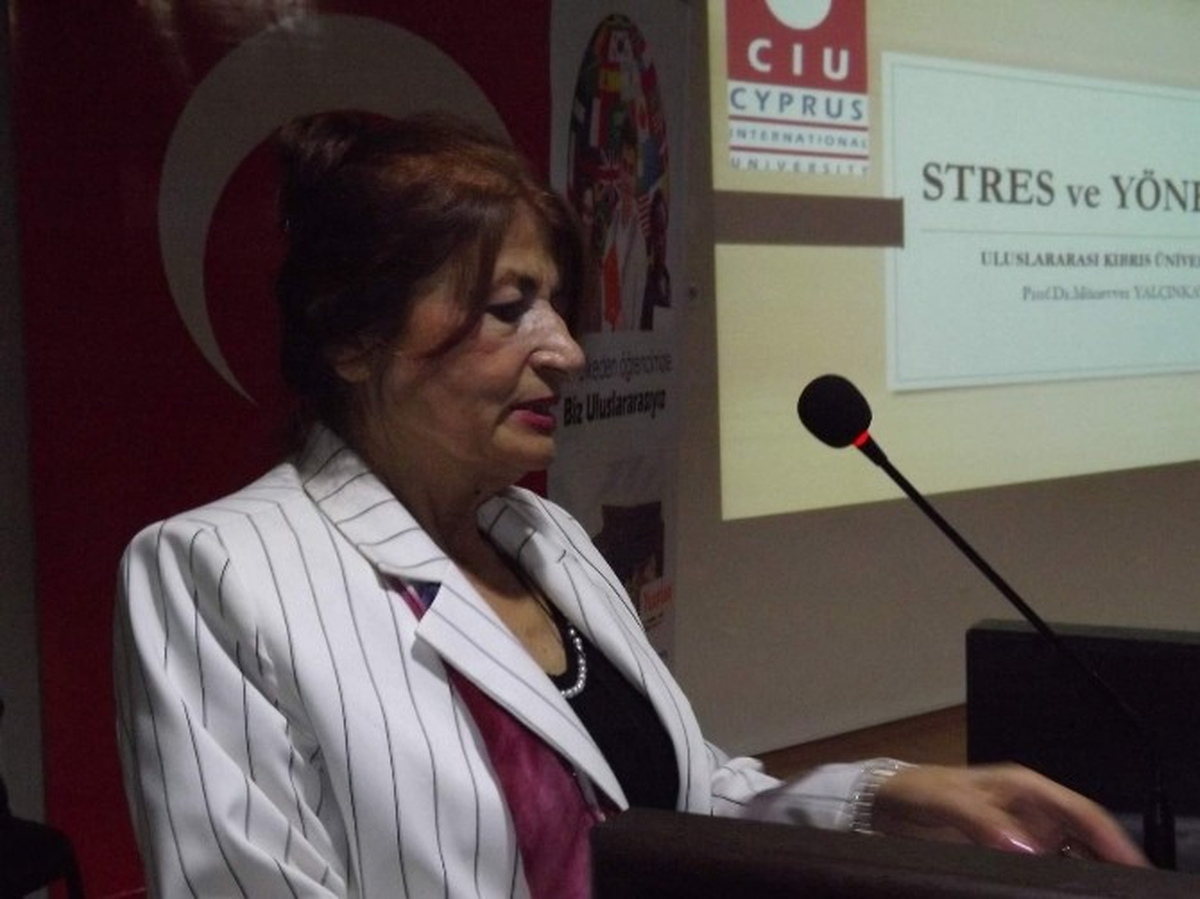 Rehber Öğretmenlere \'Stres\' Semineri