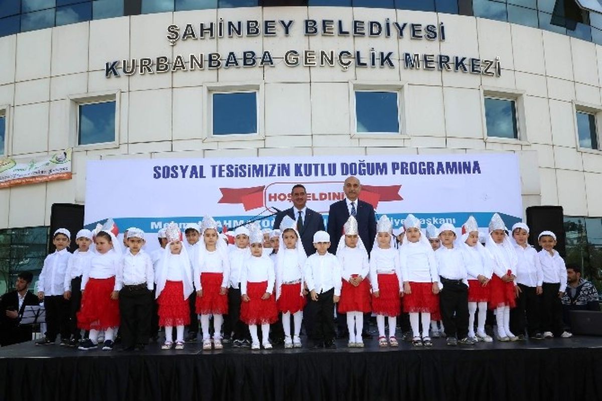 Şahinbeyli Miniklerden Anlamlı Kutlama