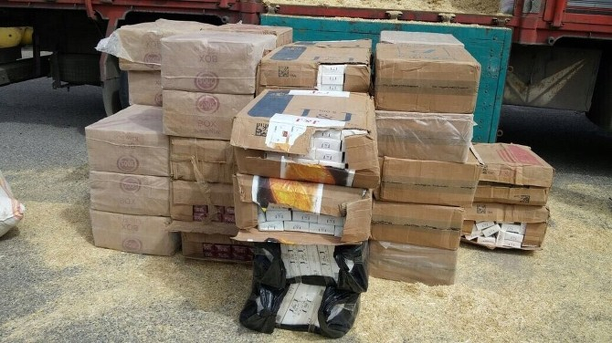 Şanlıurfa\'da 25 Bin Paket Kaçak Sigara Ele Geçirildi