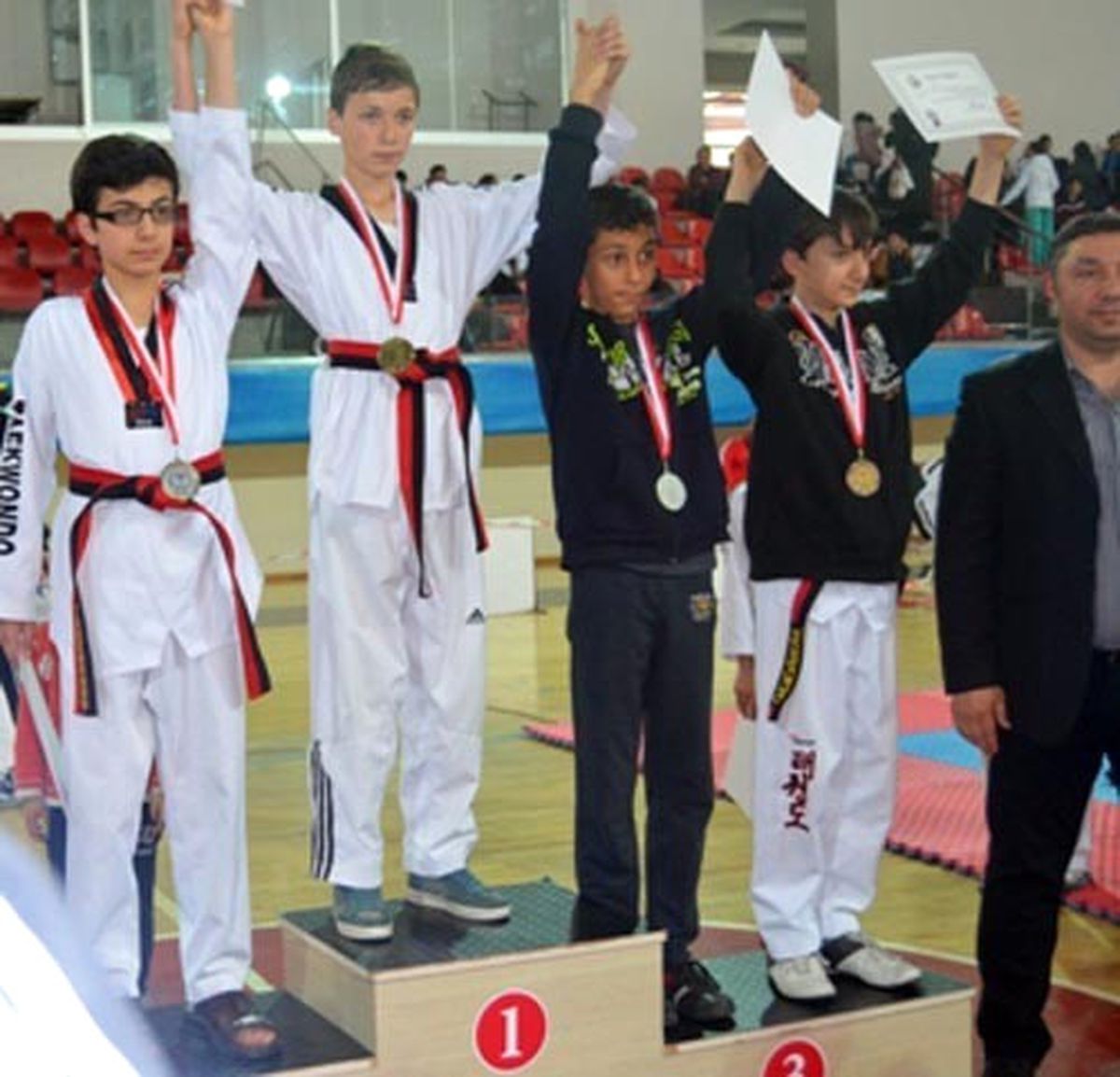 Sorgun Belediyespor Tekvandocuları Türkiye Şampiyonasına Katılacak