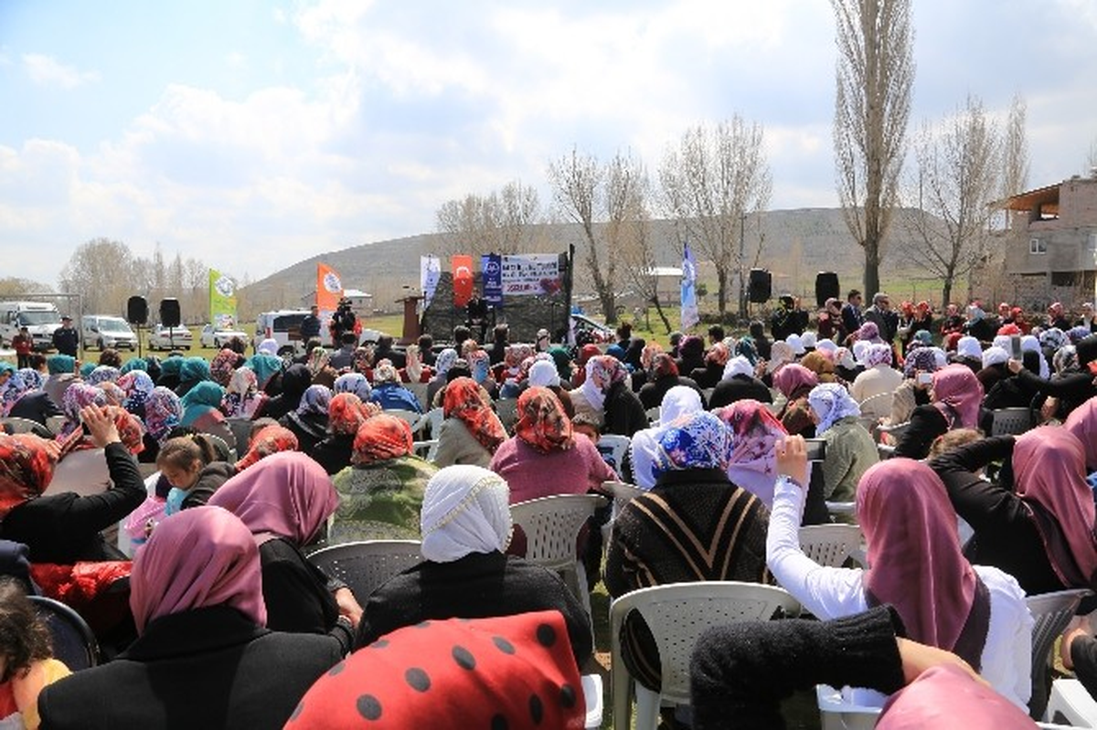 Talas Yamaçlı\'da "Kutlu Doğum" Coşkusu