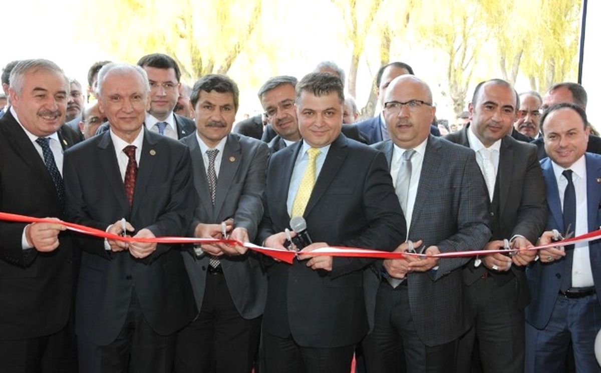 Tarım Hayvancılık ve Teknolojileri Fuarı Afyonkarahisar\'da Açıldı