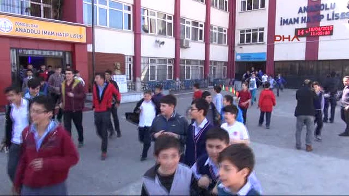 Zonguldak Lisede Deprem Tatbikatı