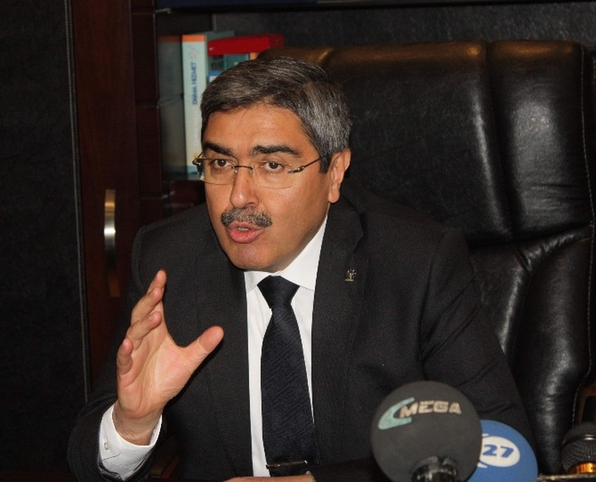 AK Parti Gaziantep Pazartesi Sahaya İniyor