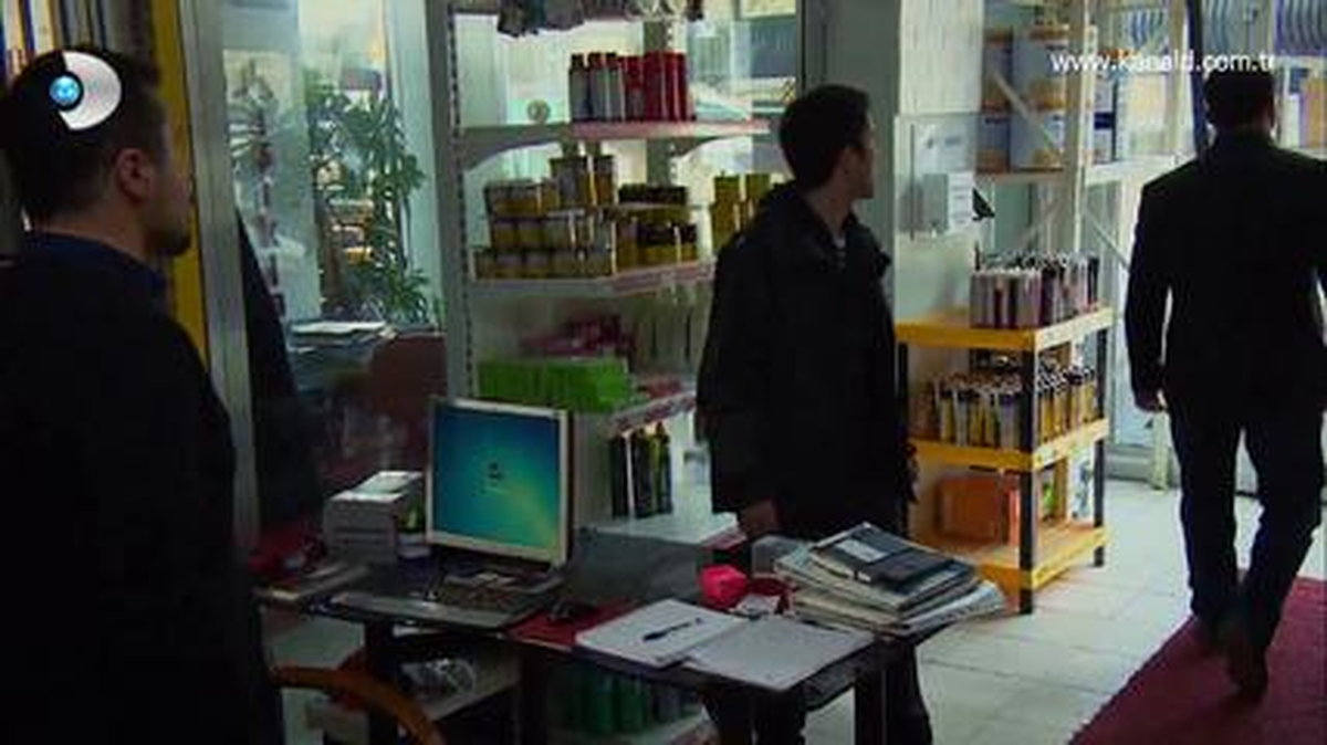 Arka Sokaklar 365. Bölüm - Ekip, Uyuşturucu Şebekesinin Peşinde!