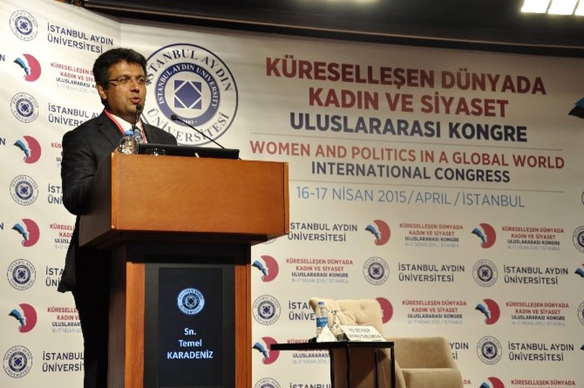 Bakan Yardımcısından Kadınlar İçin İstiklal-istikbal Yorumu