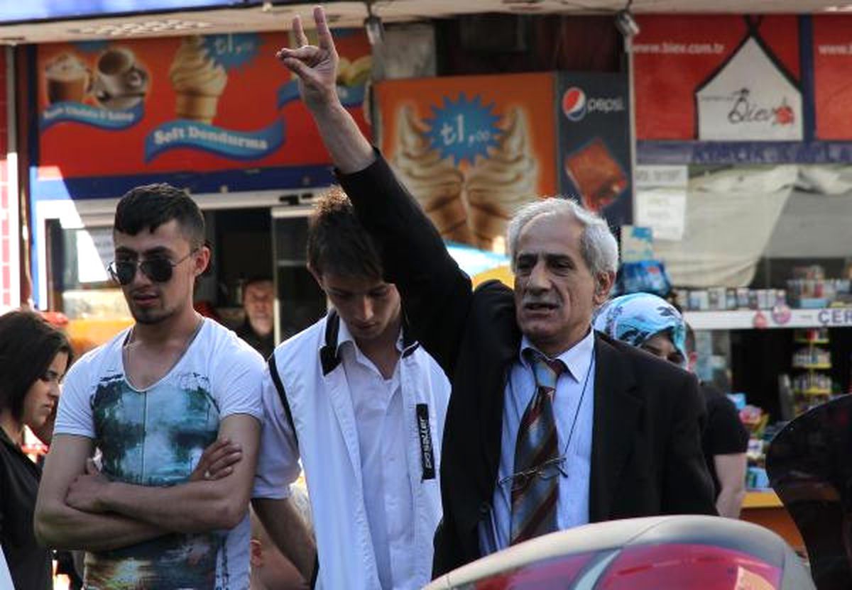 Balıkesir\'de Hdp\'li Gruba Tepki