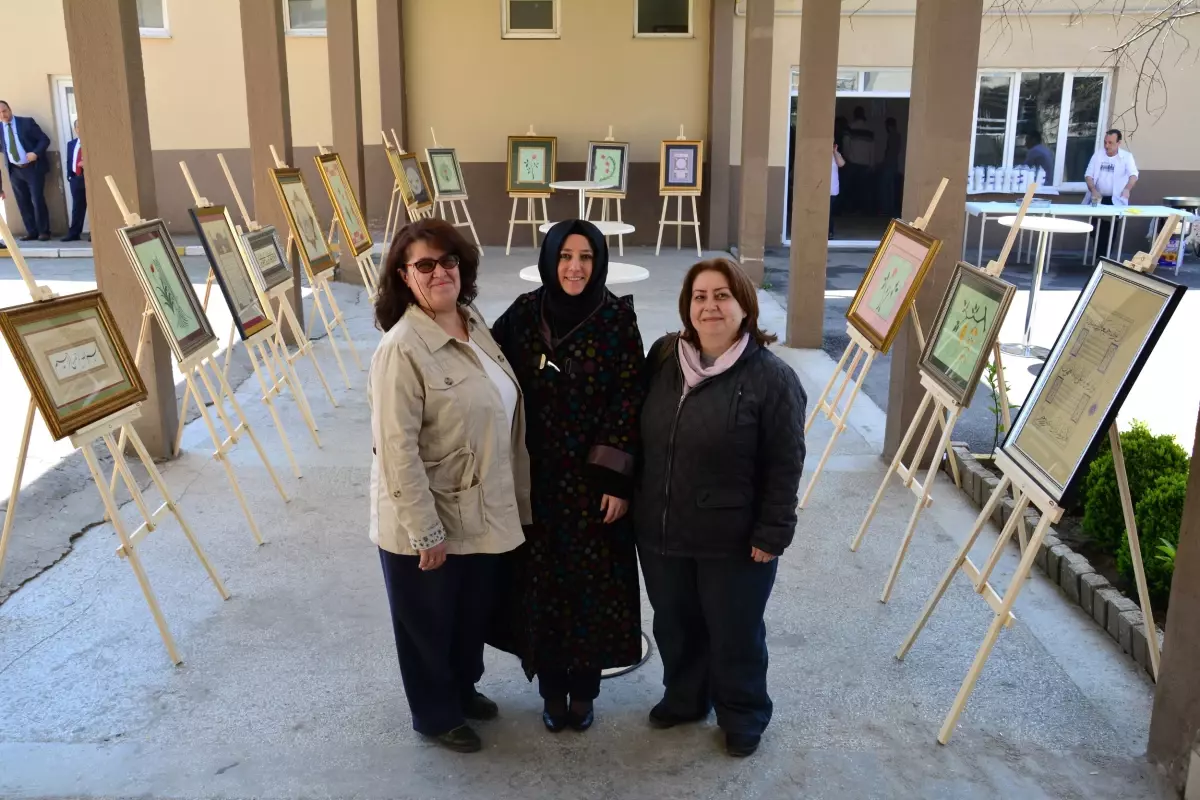 Busmek Sergileri Her Yerde