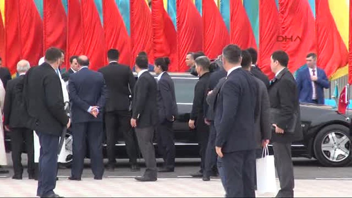 Erdoğan Kazakistan\'da Cami Açılışı Yaptı