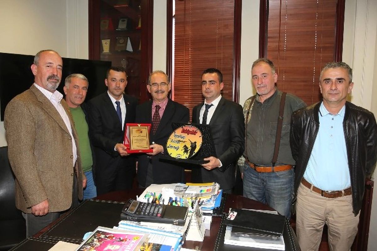 Eskişehir Tepebaşı Avcılar Derneği\'nden Büyükerşen\'e Ziyaret