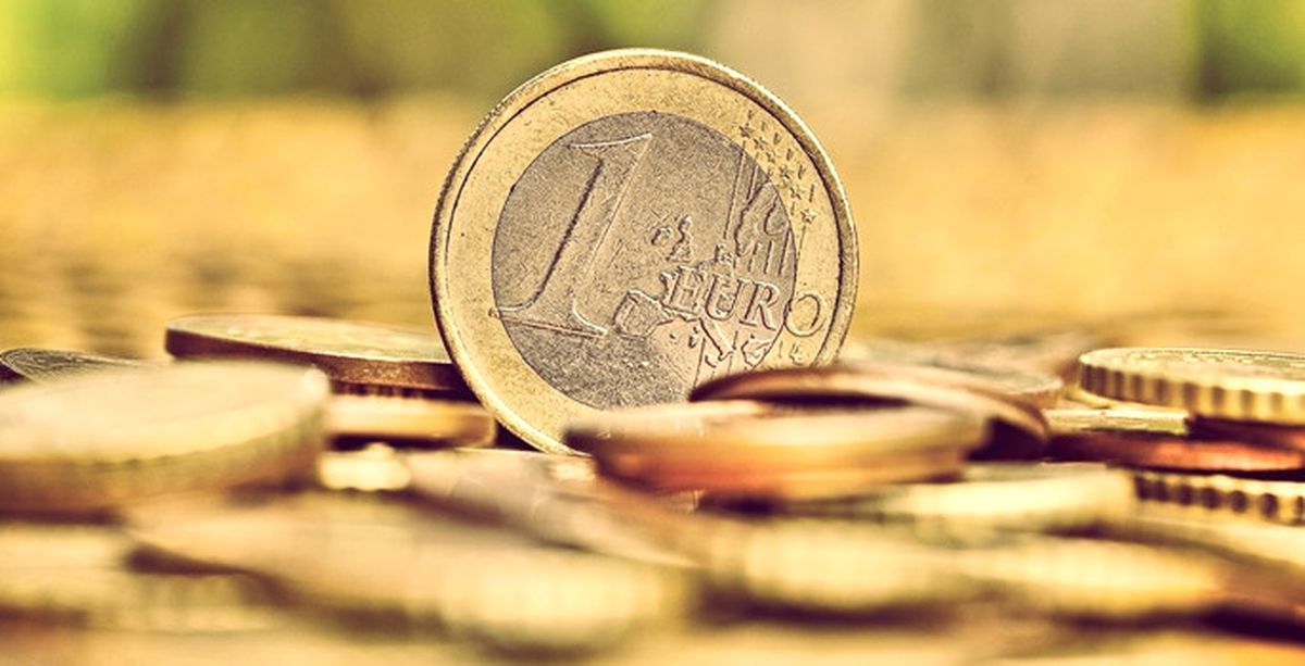 Euro, 4 Ayın Zirvesinde