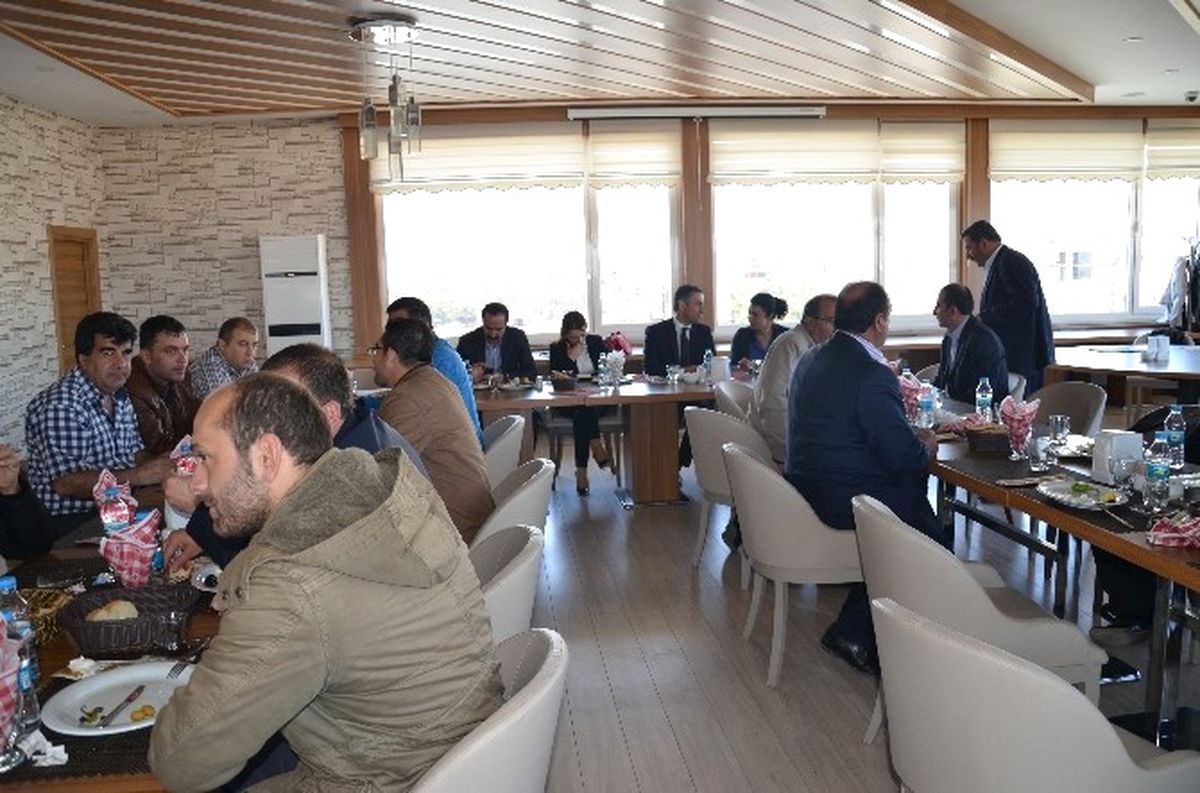 Hdp Adayları Basın Mensuplarıyla Buluştu